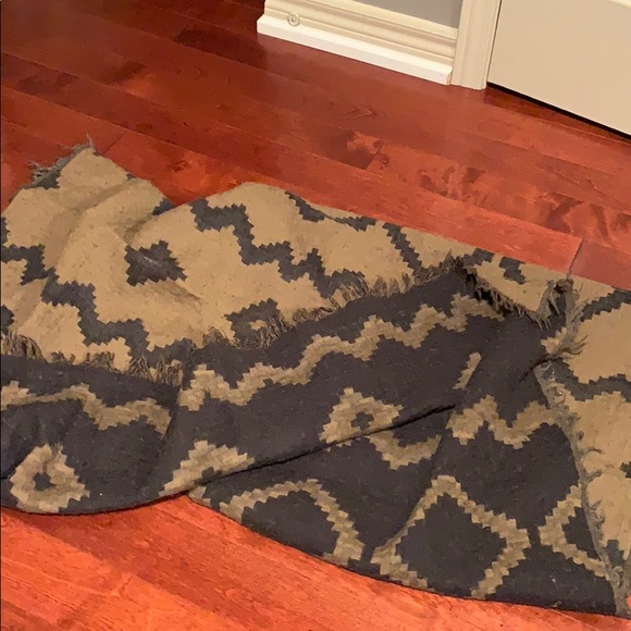 Wilfred Aritzia blanket scarf - Picture 5 of 5
